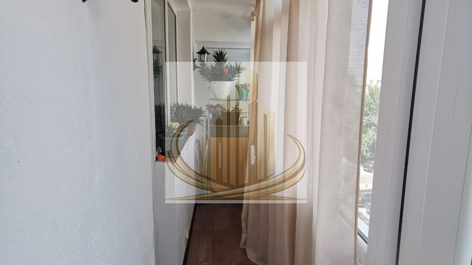 Vând apartament cu trei camere confort 1 - Poză 7