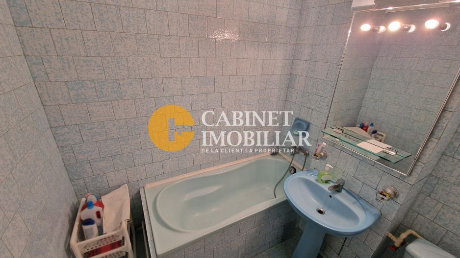 GARA - ARCU - 3 CAMERE DECOMANDAT - ETAJ INTERMEDIAR - BOXĂ + LOC DE PARCARE - Poză 9