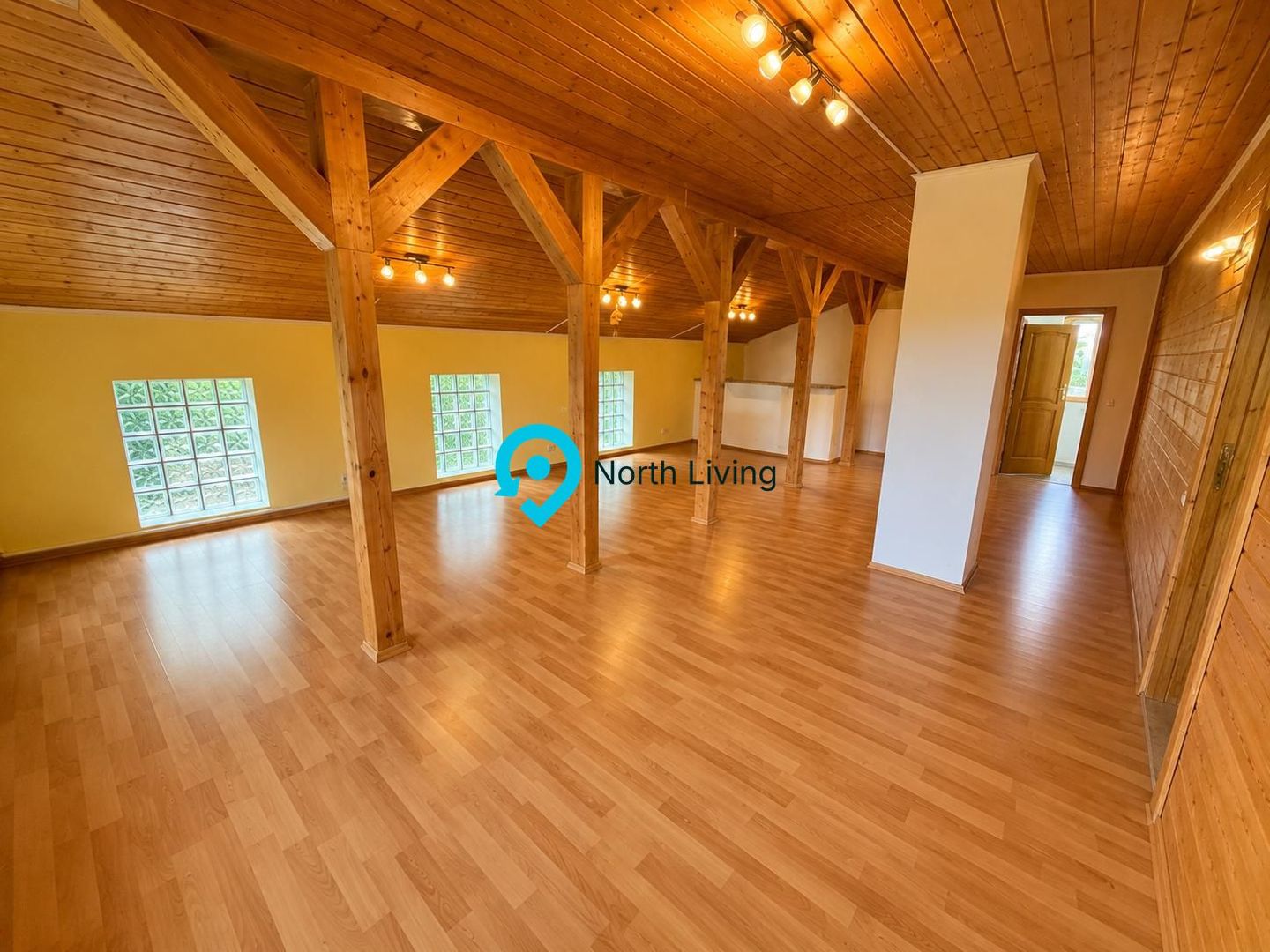 Conac elegant lângă Club Snagov | Teren 1.490 mp | Comision0% - Poză 9