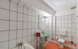 VIla 6 camere Parc Bazilescu, la 9 minute de metrou. - Poză 12