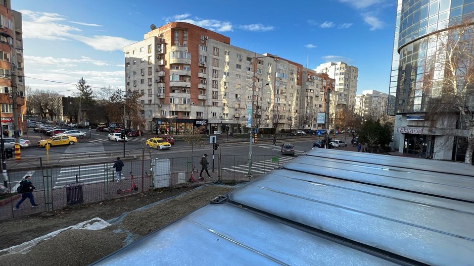 Inchirere spatii comerciale  Calea Calarasilor - Universitatea Hyperion - Poză 9