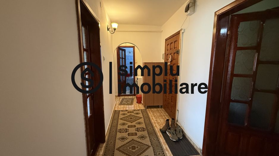 3 decomandate, etaj 2/4, centrala termica, Rovine - 157 000 Euro - Poză 7