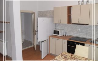 De vanzare zona central, Apartament 3 cam, priveliste panoramica Arad - Poză 7