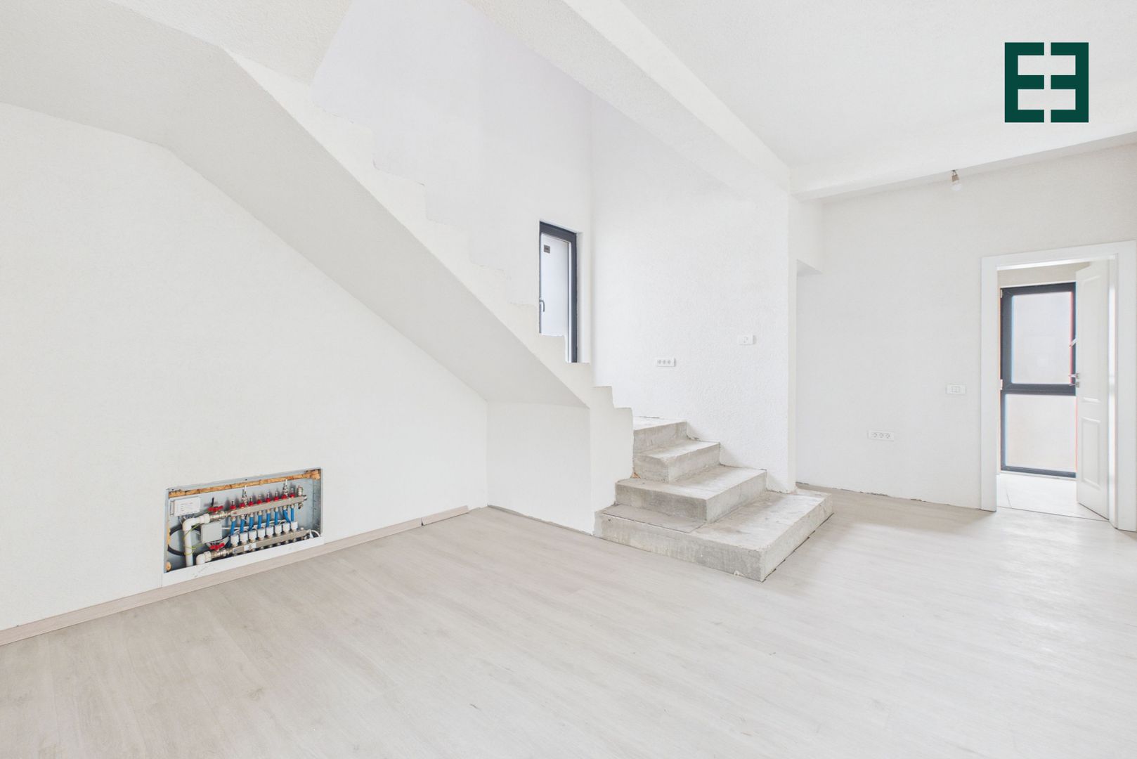 Casă nouă cu 4 camere - Tisa Nouă - Arad - Poză 12