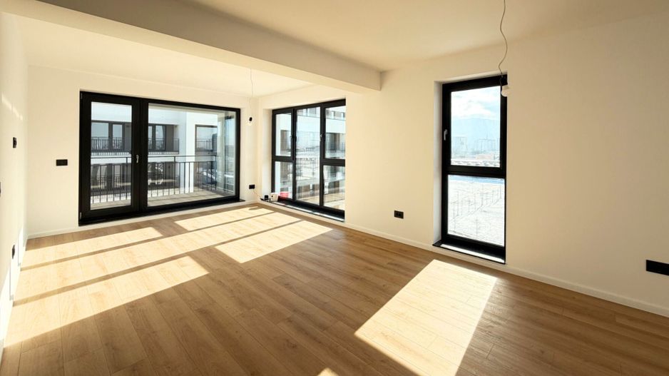 Kasper vânzare apartament de lux 2 camere nelocuit vedere libera spre Tâmpa - Poză 1
