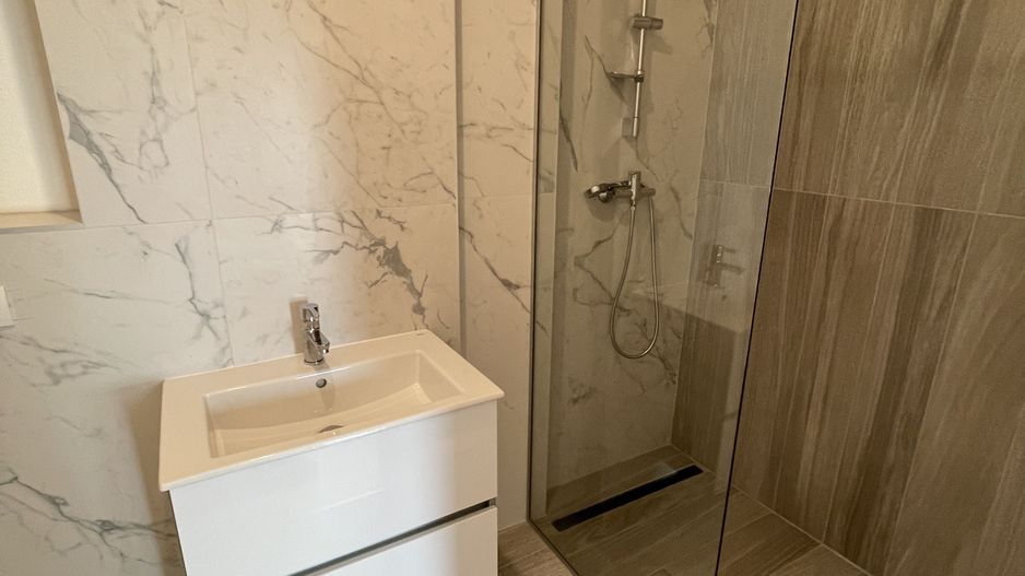 Dezvoltator | Apartamente disponibile imediat | 3 camere | 2 bai - Poză 9