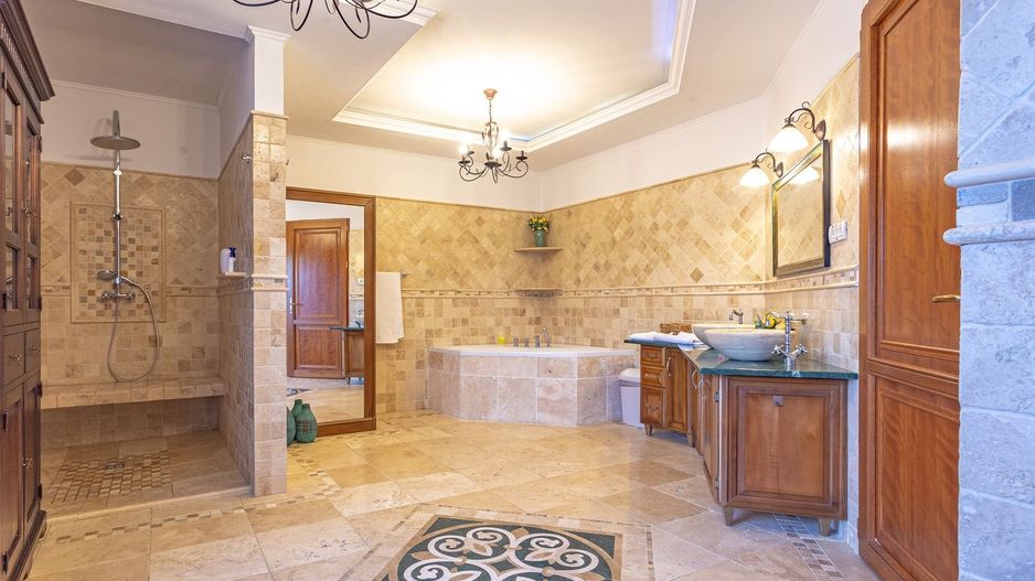 Pensiune cotată 9+ pe Booking – O bijuterie imobiliară de 4 margarete! - Poză 8