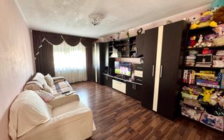 Vând apartament 2 camere complet utilat   Micro 17, Satu Mare - Poză 1