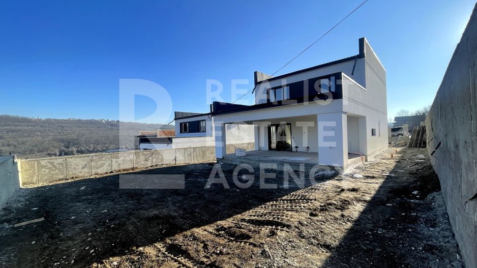 Casă de vânzare în Iași – Sorogari | 500 mp teren | 3 dormitoare, beci - Poză 1