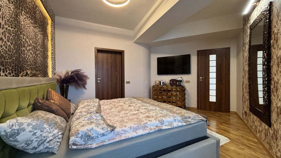 Apartament spectaculos 120 mp | Panorama către oraș | 2 Locuri Parcare - Poză 17