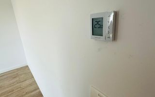 Casa finisaje de inalta calitate, 144mp utili, 350mp teren Giarmata - Poză 11