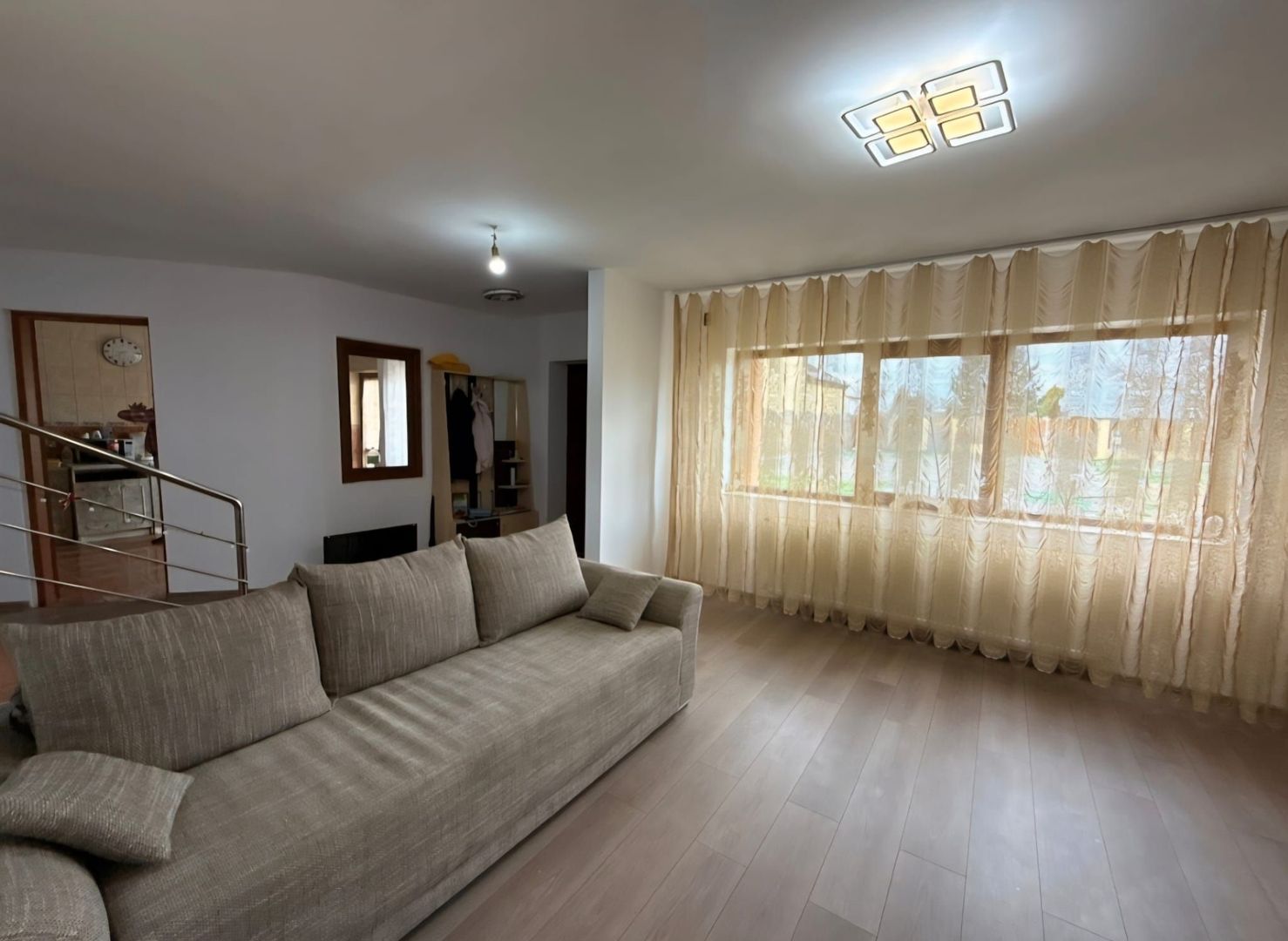 Casa de inchiriat | Snagov | acces direct la lac | ponton propriu - Poză 3