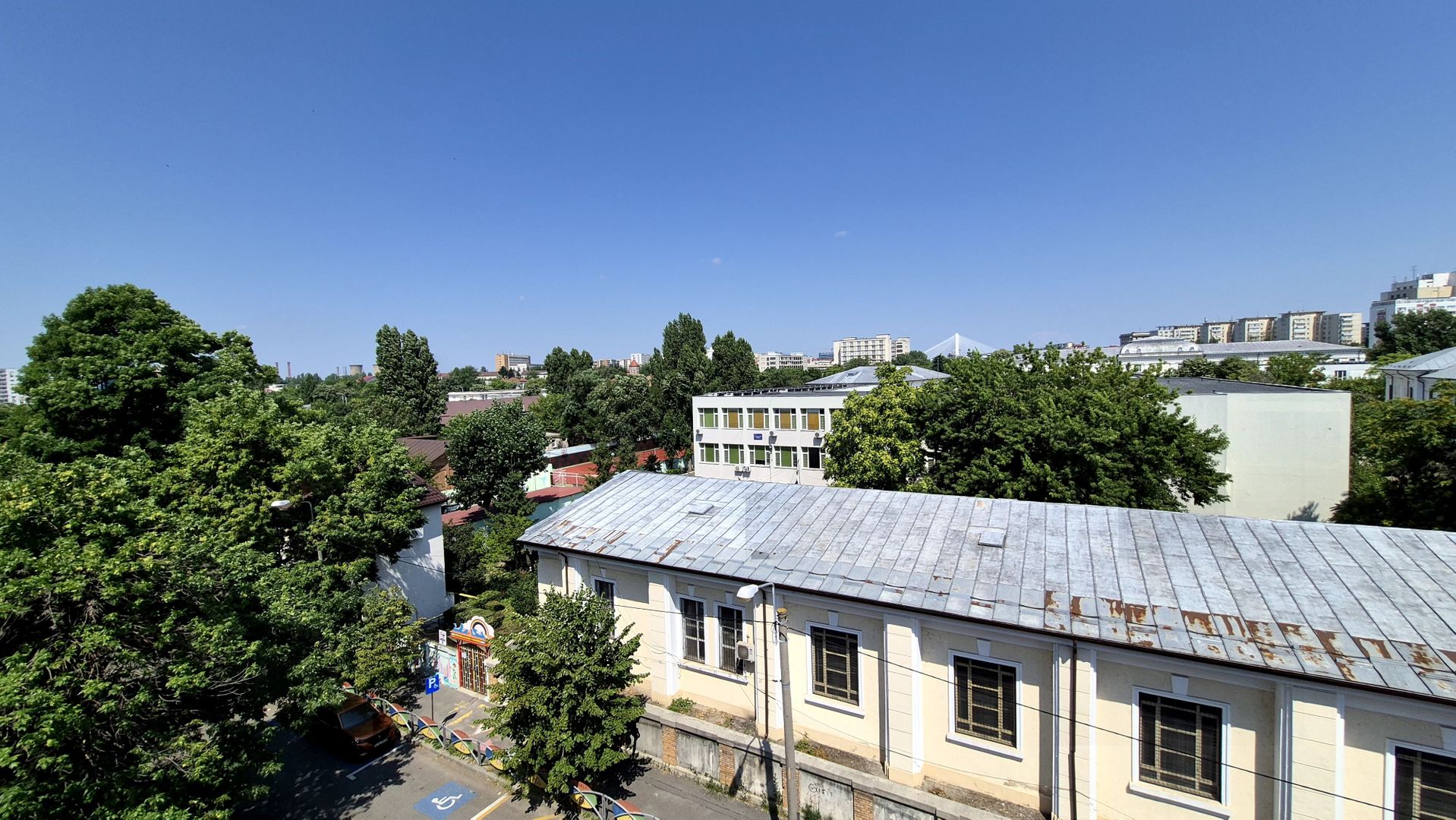 Apartament cu 2 camere 85 mp + 35 mp terasa si balconul + 2 locuri de parcare - Poză 10