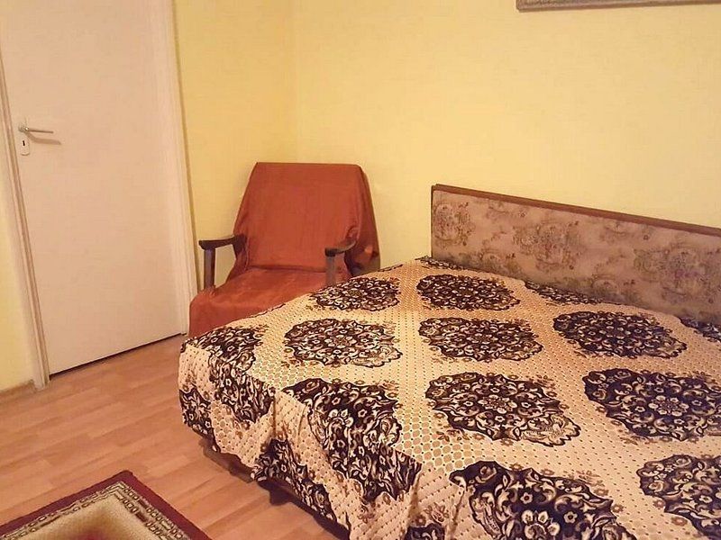 Apartament cu 2 camere, parter  - cartier Tiglina 1 - Poză 4
