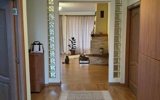 Casa individuala 270 mp, teren 885 mp, toate utilitatile, Chinteni - Poză 4