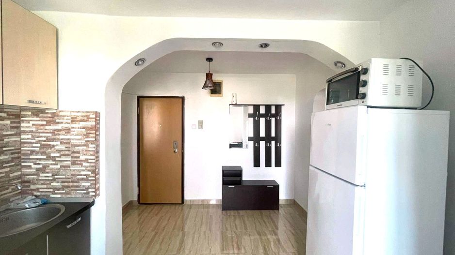 🏠 Închiriez Apartament cu - Poză 8