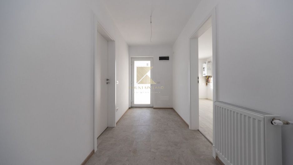 Casă modernă cu curte privată, aproape de Brașov – Cartierul Izvor - Poză 11