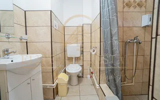 2 vile turistice - 13 camere - afacere la cheie! - Poză 19