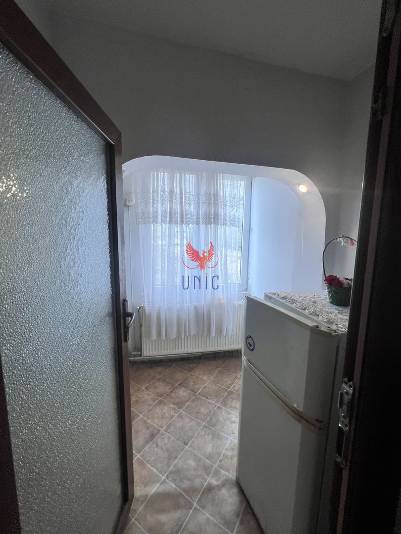 Garsoniera Valea Rosie , etaj 3/4 - Poză 7