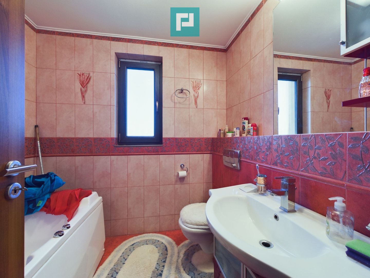 Vilă spațioasă cu 8 camere, Grădiște - Poză 37