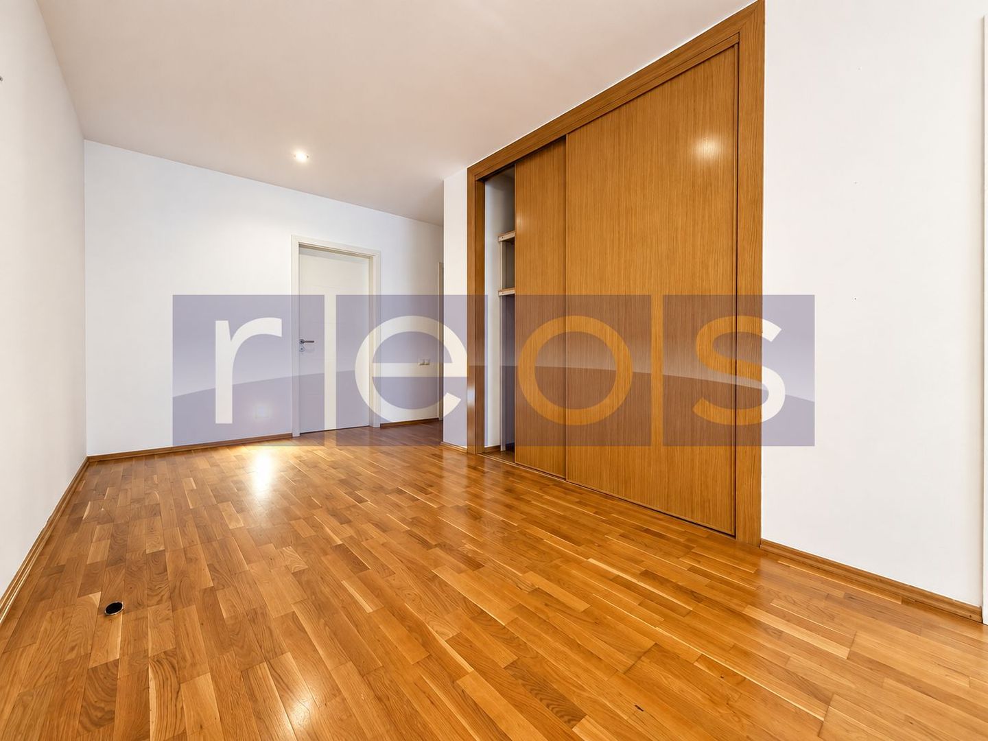 APARTAMENT 3 CAMERE | APROX. 130 MP | TERASA | SEMINEU | PARCARE SI BOXA | IBIZA - Poză 7