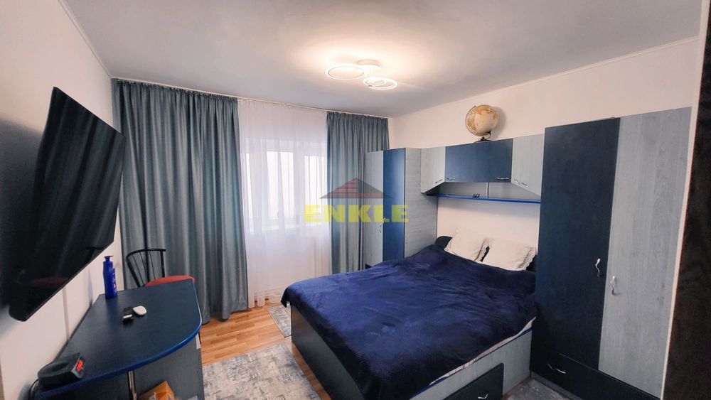 Apartament 4 camere, 90 mp, 2 băi, 2 balcoane, loc parcare+ boxa - Poză 2