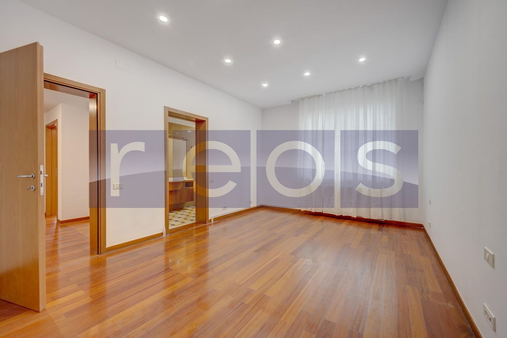 VANZARE APARTAMENT DEOSEBIT PARCUL BORDEI 160MP | 4 CAMERE | PARCARE | - Poză 5