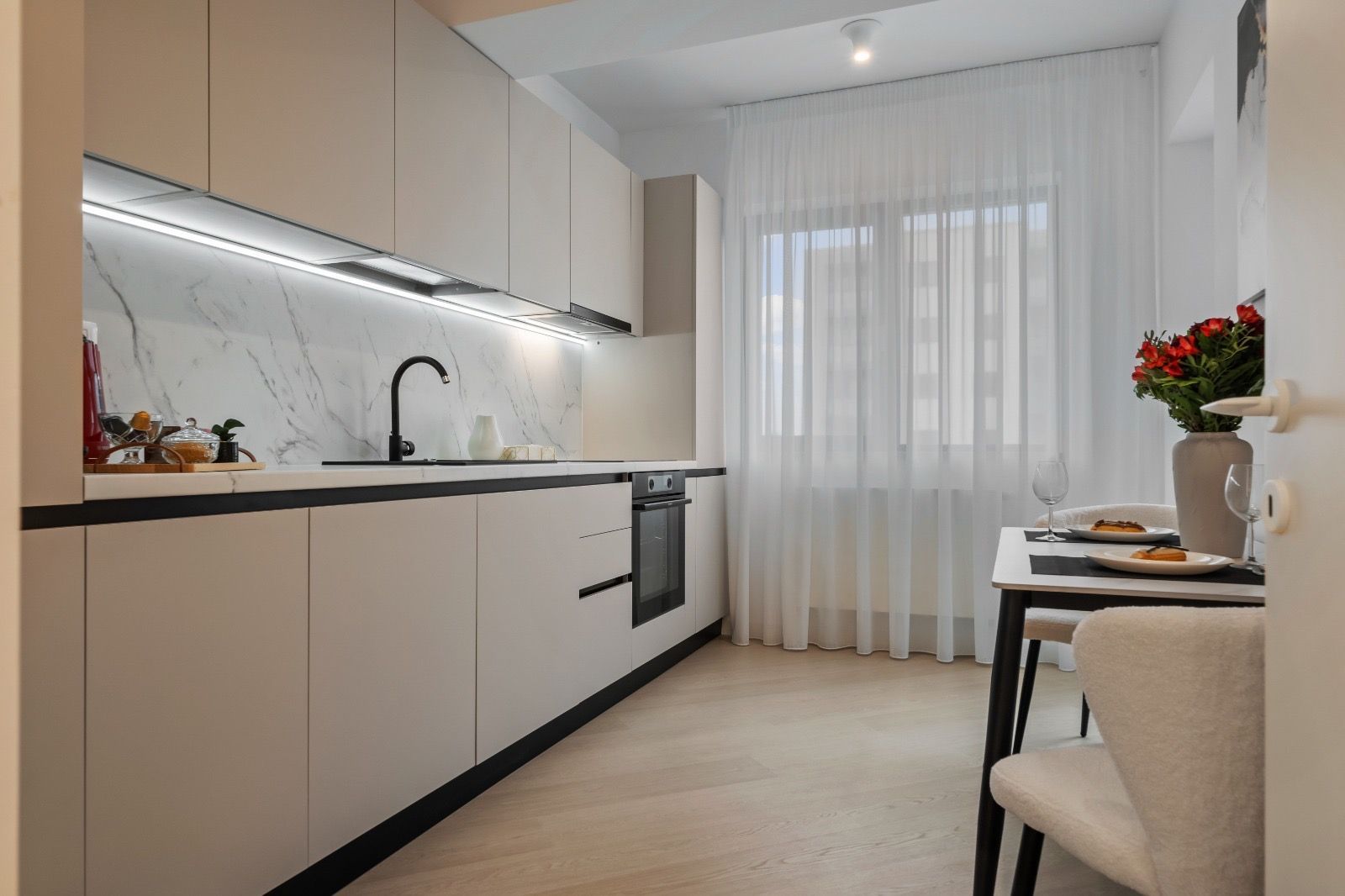 Apartament 3 camere de inchiriat | Cortina North - Poză 16