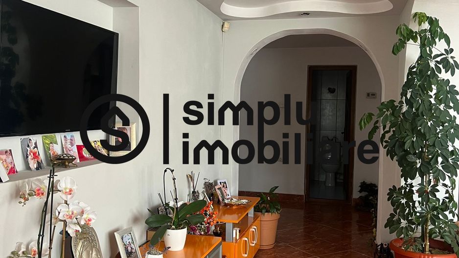 Vila S+P+1+M Lapus, str Paunitei - Poză 23