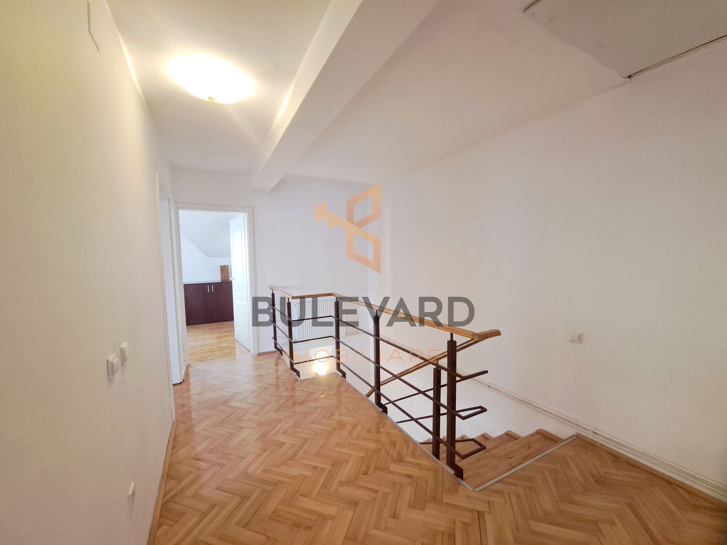 Comision 0! Casa tip duplex la cheie! - Poză 12