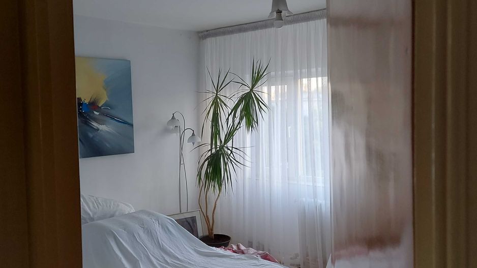 vând apartament 2 camere - Poză 4