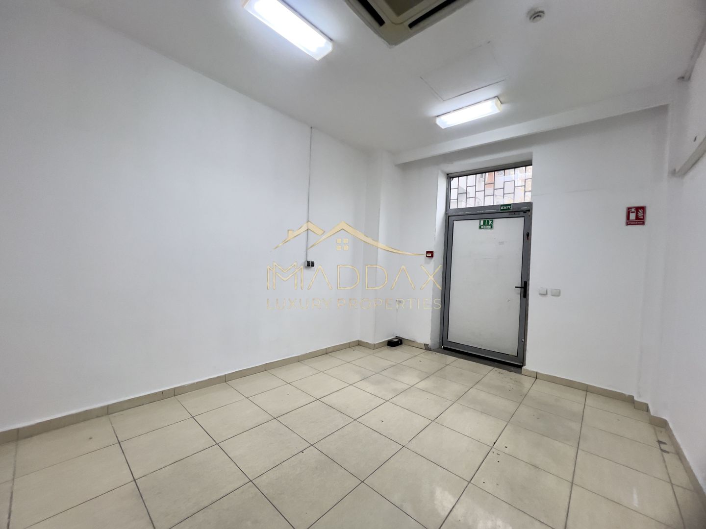 Spatiu Comercial Stradal**240mp**2 locuri parcare//Bdul Ion MIhalache - Poză 9