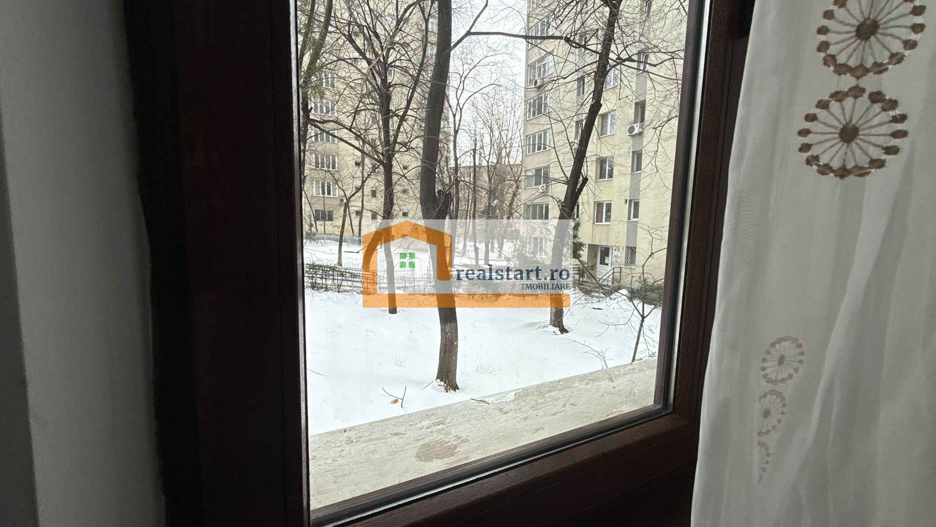 Parter Inalt, langa Mall Park Lake, Metrou Dristor, Piata, Centrala termica, - Poză 18