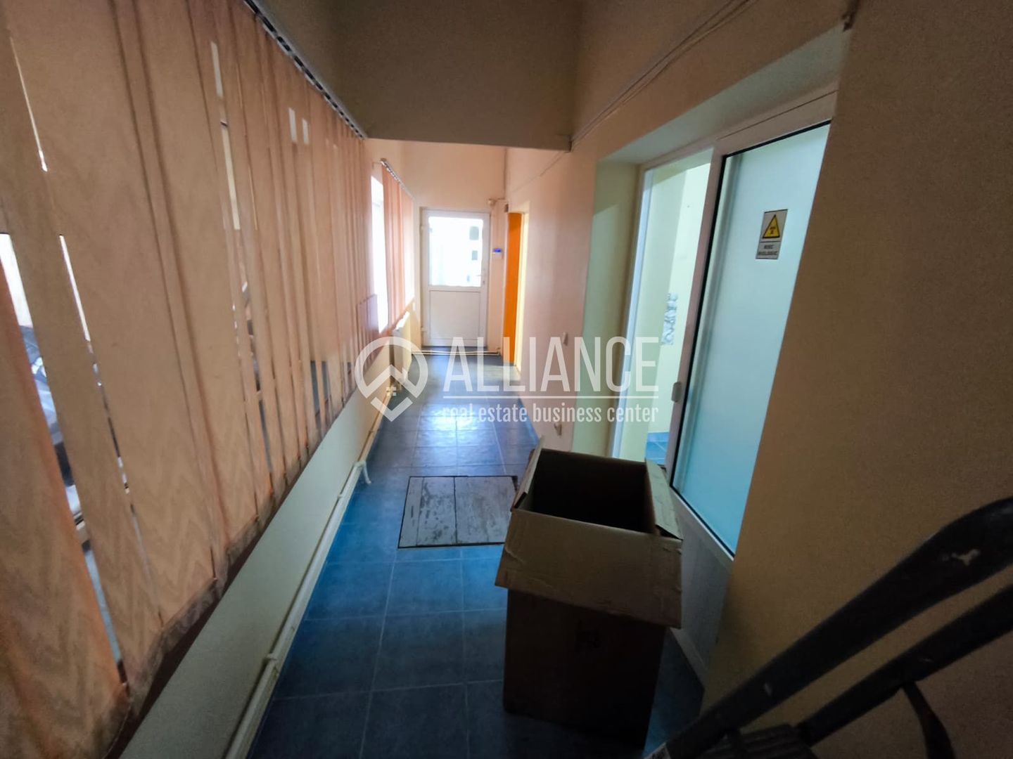 TROCADERO Spatiu comercial parter de vila. - Poză 1