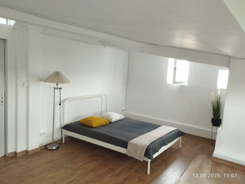 Apartament la mansardă de vânzare – Zona Erou Iancu Nicolae - Poză 5