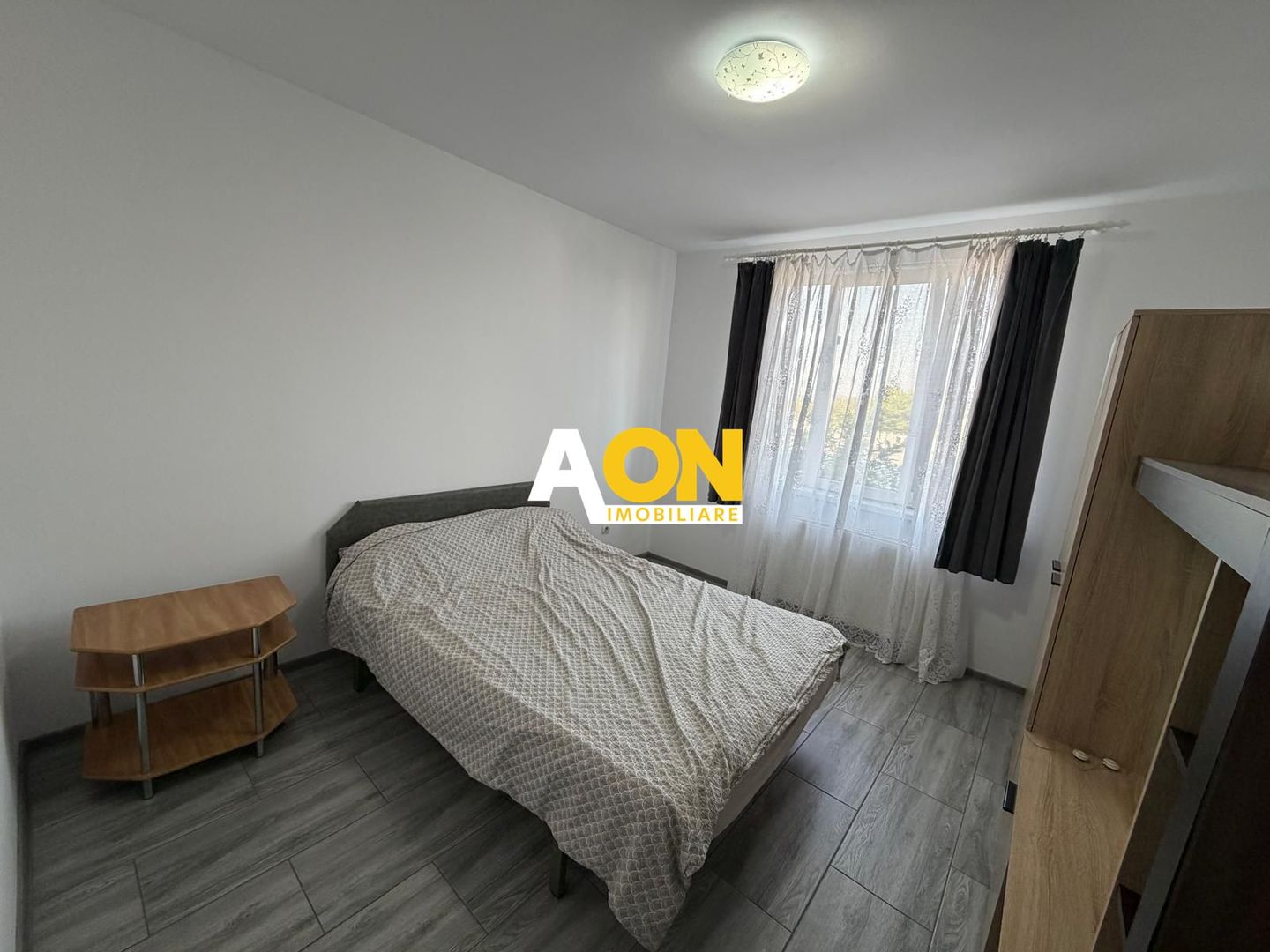 Apartament 2 Camere, Bloc Nou, Zona Cetate - Poză 1
