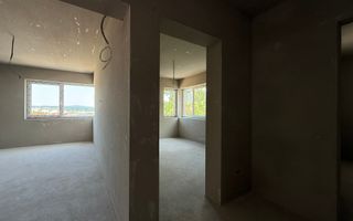 Case cuplate la liziera padurii , ideale pentru 2 familii ! - Poză 21