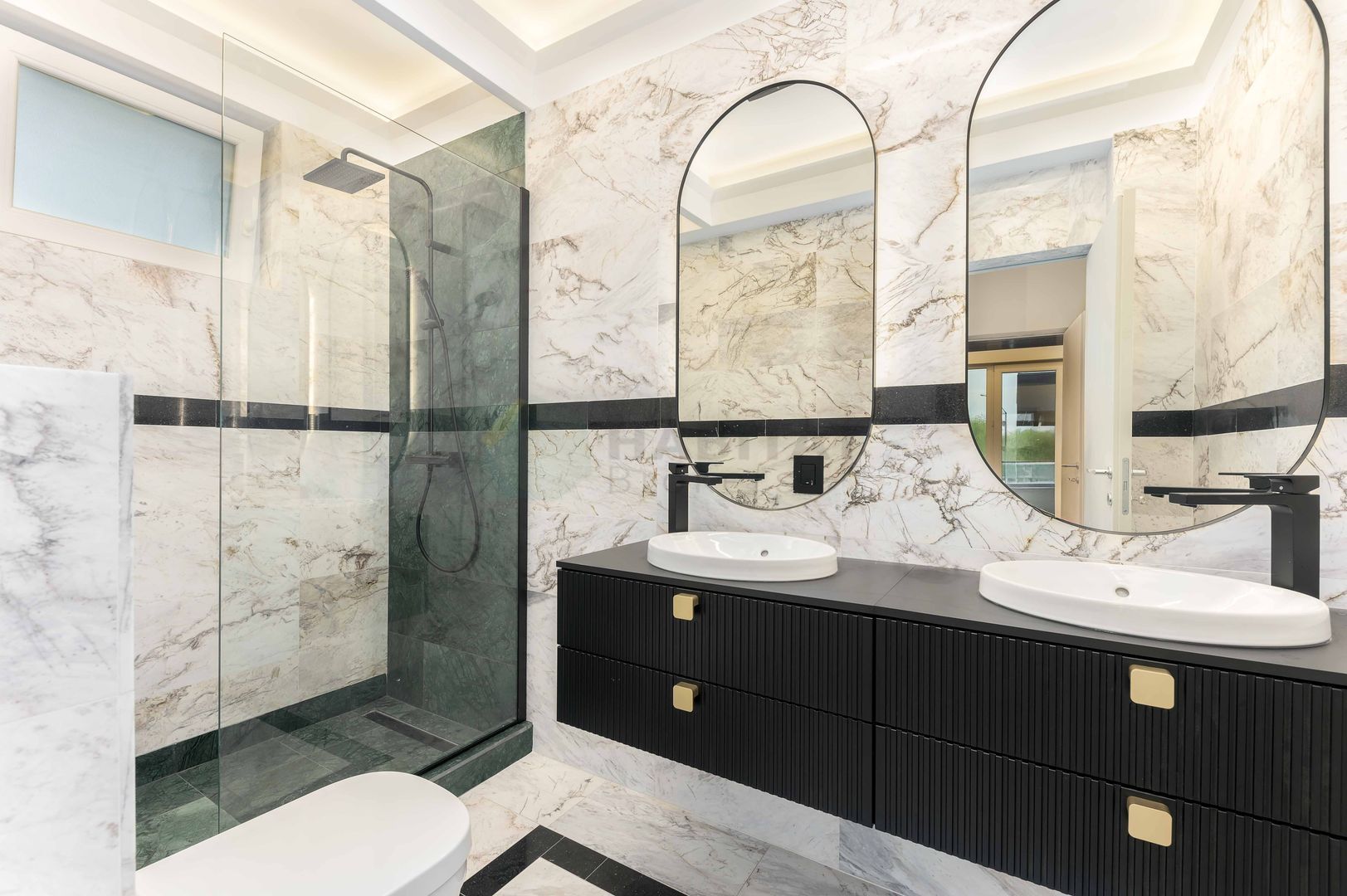 Avangarde By The Lake - Poză 13