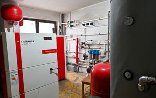 Pensiune la cheie de vanzare | 10 camere | Sacele, Brasov |Comision 0% - Poză 32