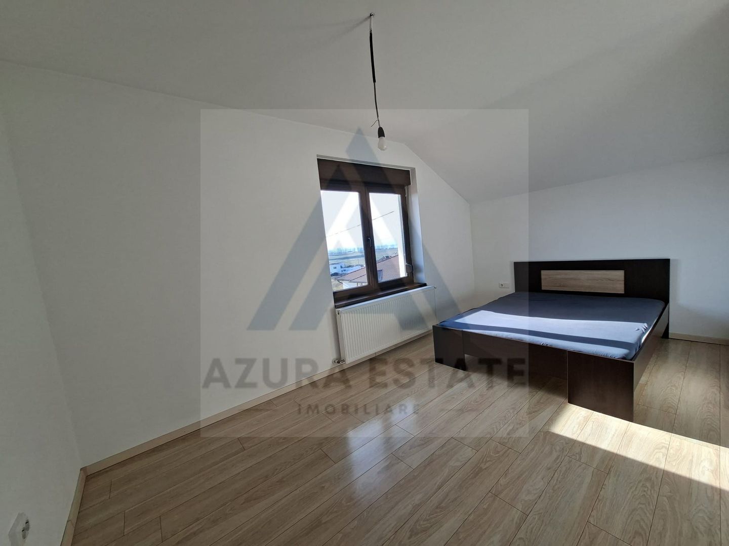 Casa intabulata 5 camere 2 bai si curte generoasa in Bavaria Park - Poză 10