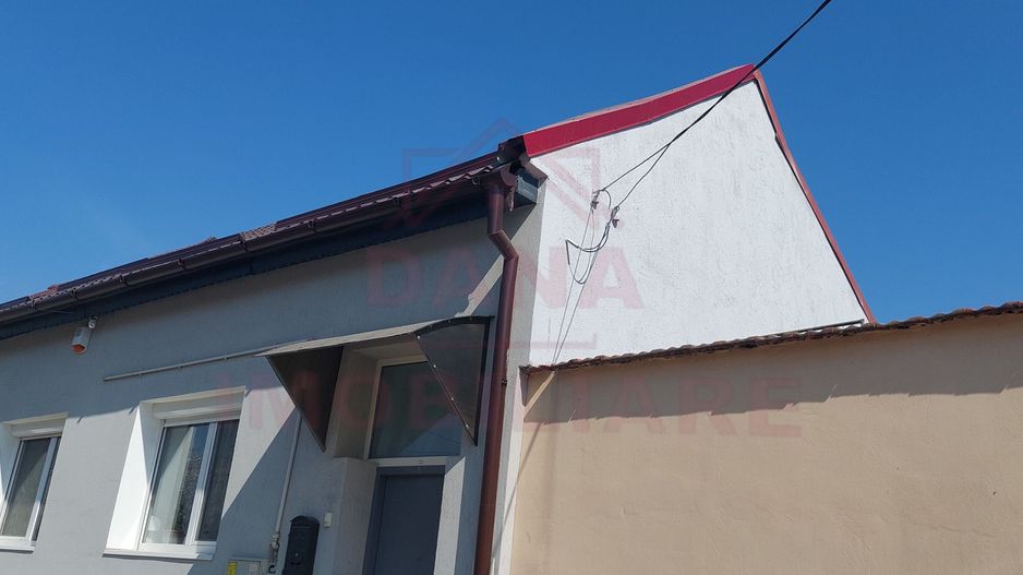 1\2 DUPLEX, DE VÂNZARE, 4 camere\CARANSEBEȘ\ ZONĂ CENTRALĂ\JUD.CS - Poză 3