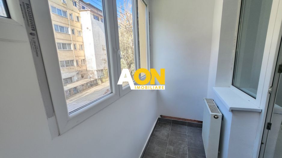 De vanzare apartament 2 camere, Centru - Poză 7