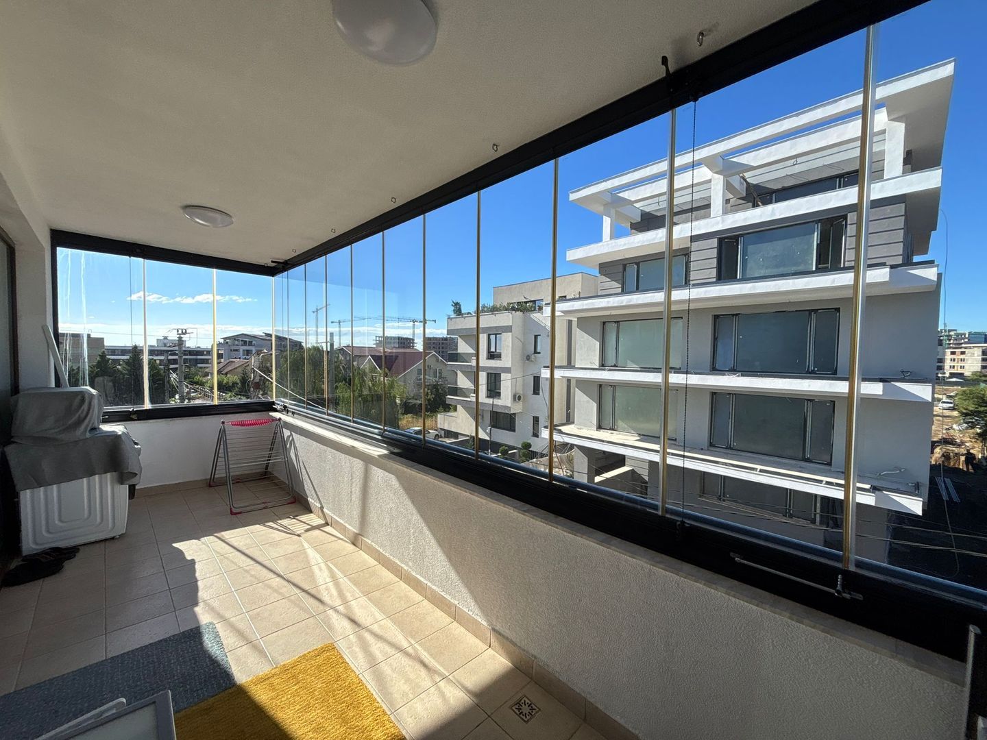 AP. 2 CAMERE PARCARE SI BOXA INCLUSE PRET, MOBILAT, NOU, COMISION 0% - Poză 12