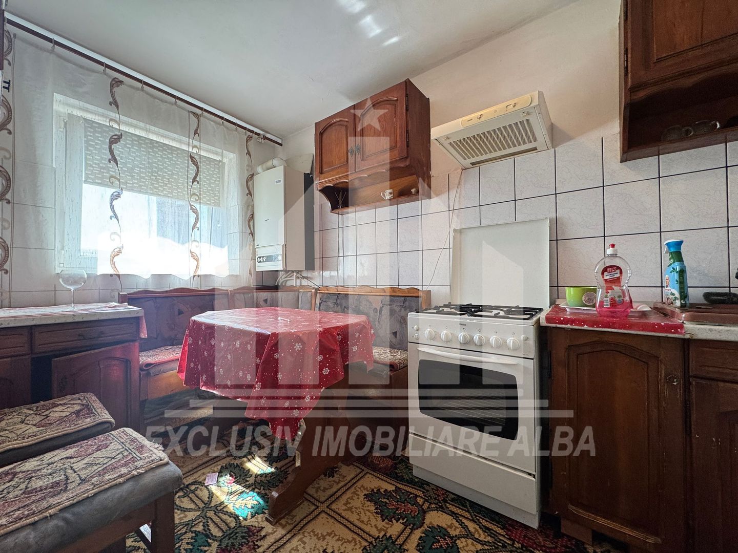 Apartament cu 3 camere decomandate de inchiriat, Cetate - Poză 3