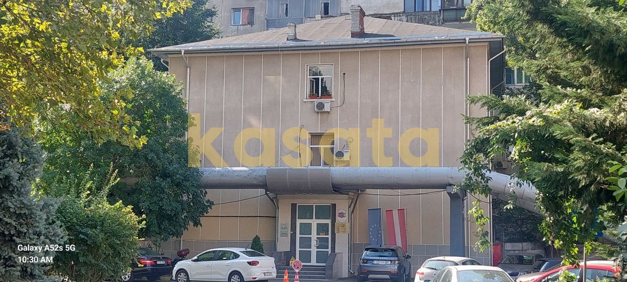 Clădire Comercială Multifuncțională de Vânzare – Zona Stefan cel Mare - Poză 2