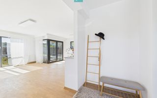 Casă modernă cu 3 dormitoare, curte și parcare – Corbeanca - Poză 2