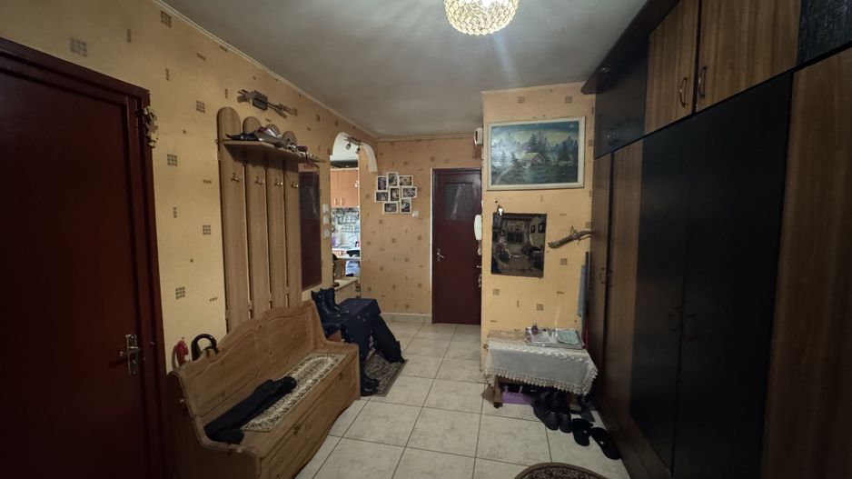 De Vanzare Apartament 4 camere, 96 mp utili, – Zona Dristor  V5 - Poză 6