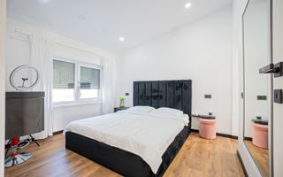 Lumina – Casa P+1E de vânzare, mobilată/echipata, cu piscină si garaj. - Poză 18