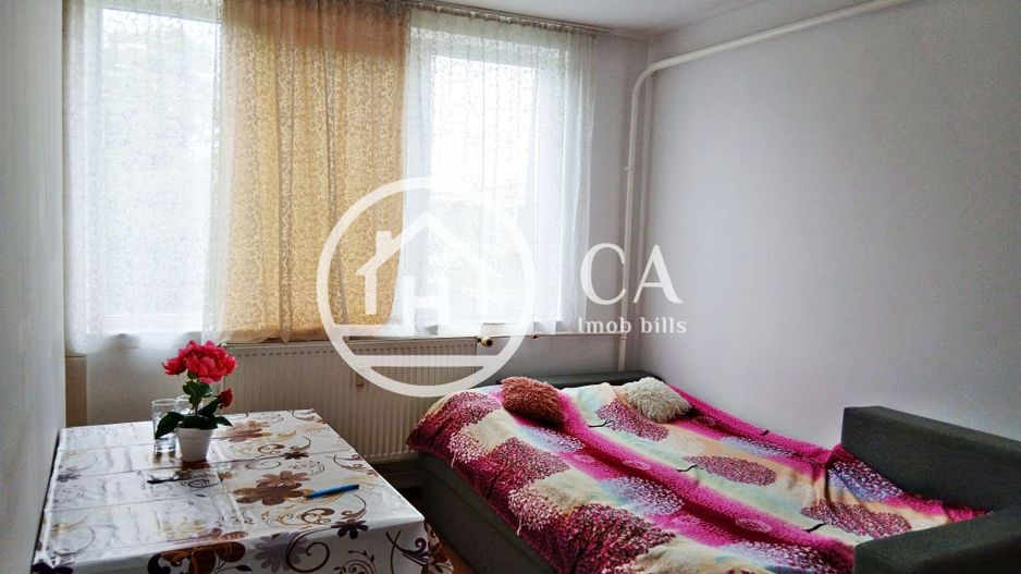 Apartament cu 2 camere de vanzare in Zona Rogerius, Oradea - Poză 1