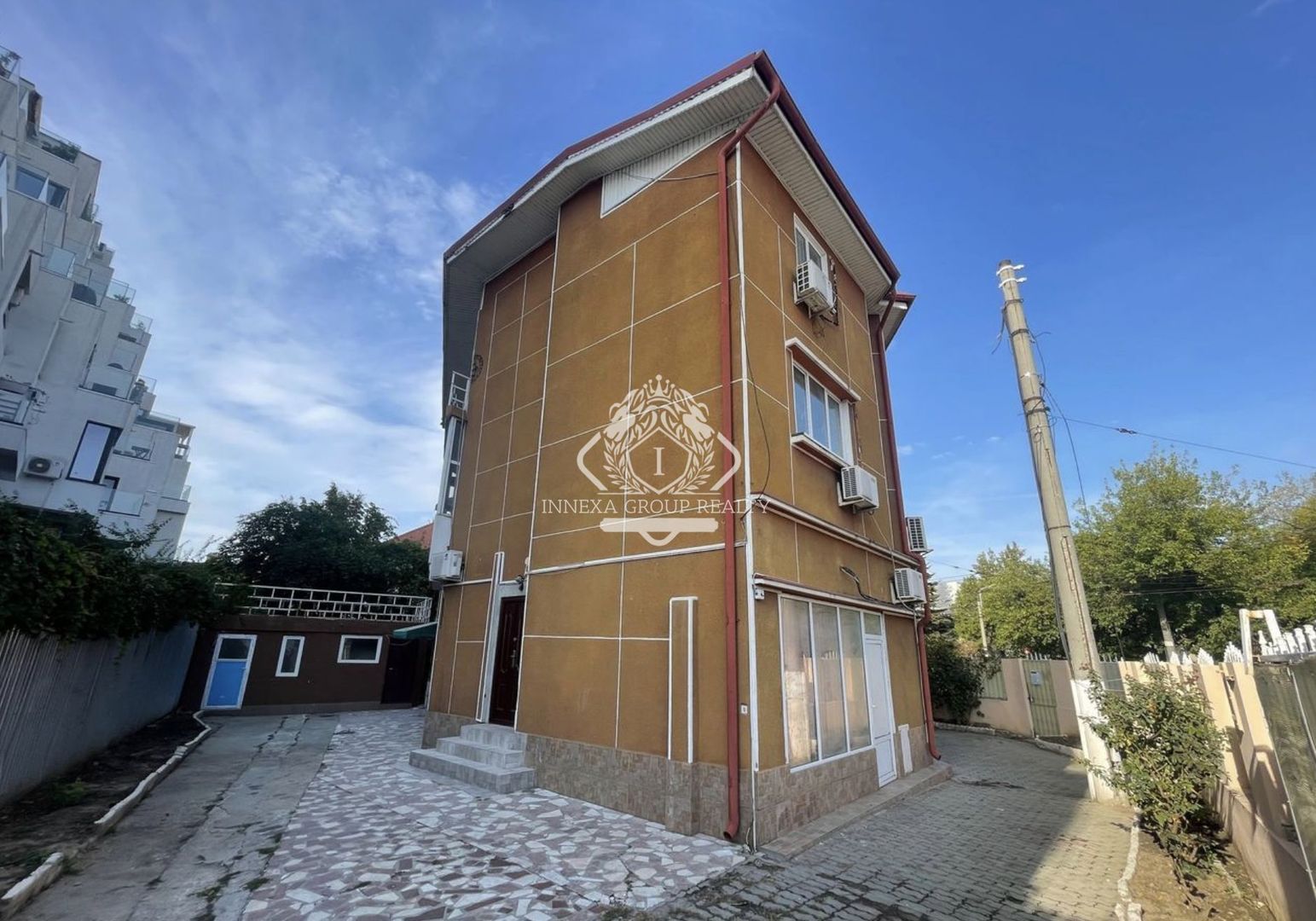 Vila  | Calea Călărași | 12 camere | Curte 450mp | Garaj dublu - Poză 2